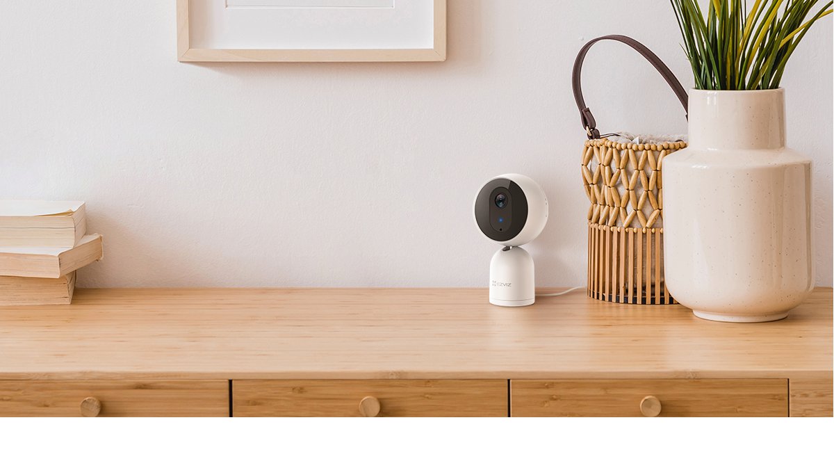 Camera Wi-Fi trong nhà EZVIZ C1T 1080p