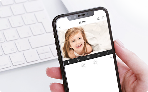 Xem và nói chuyện qua app EZVIZ trên điện thoại