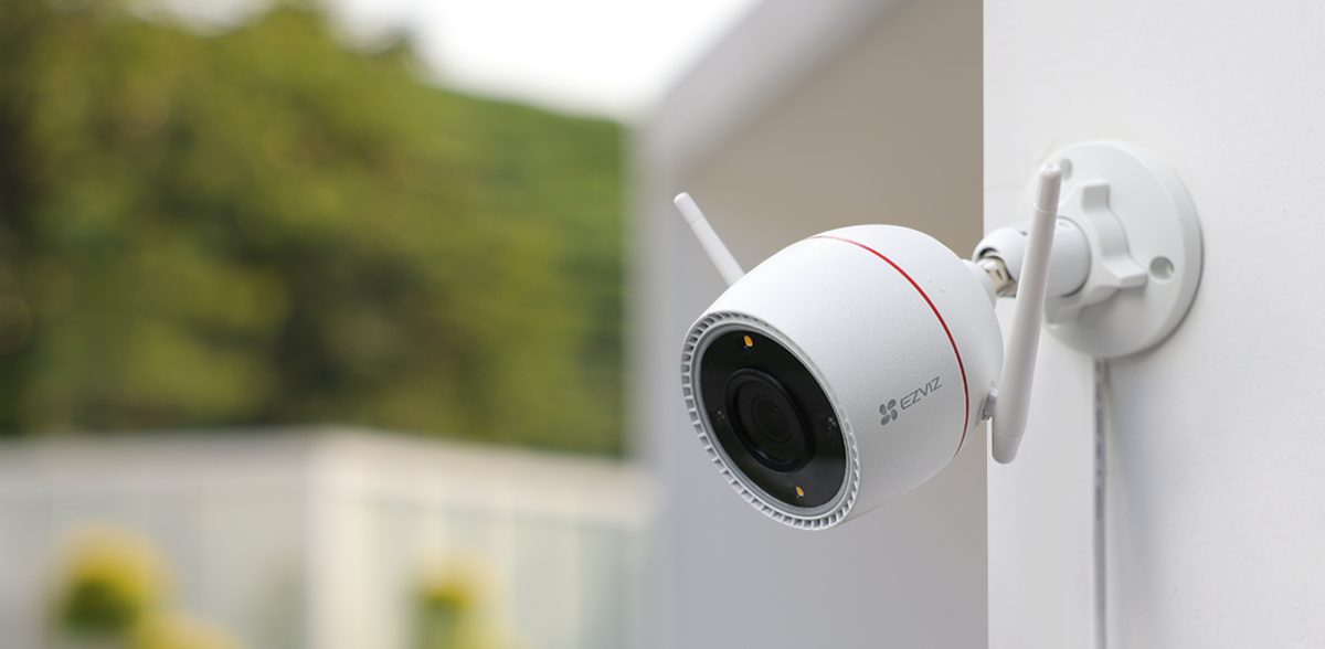 Camera Wi-Fi ngoài trời EZVIZ H3c 2K⁺ gắn tường