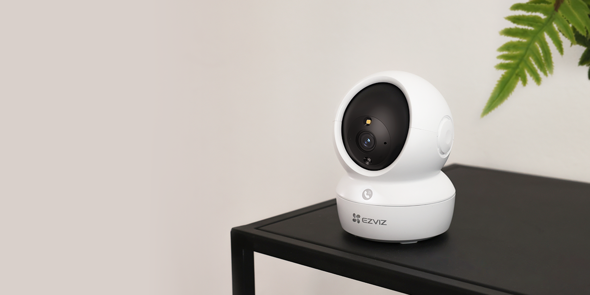 Camera EZVIZ H6c Pro 3K xoay 360 trong nhà