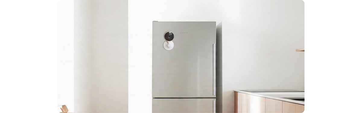 Cue C32 gắn trên cửa tủ lạnh