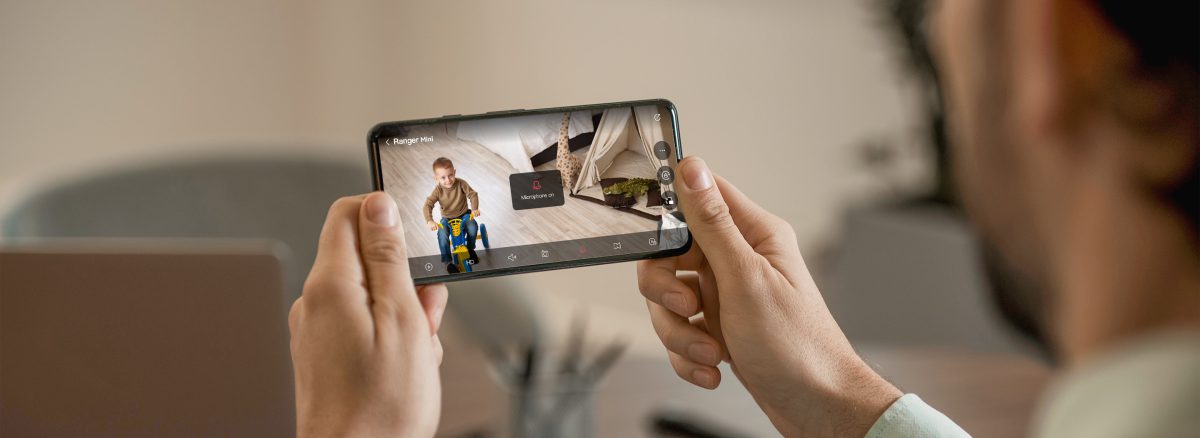 Xem trực tiếp và nói chuyện qua app Imou Life