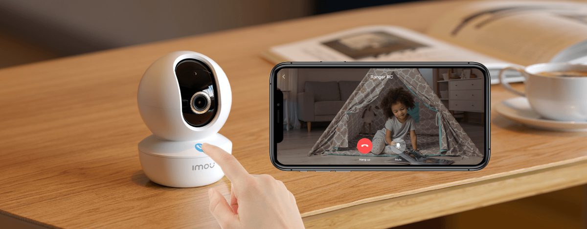 Bấm nút gọi trên Ranger RC để gọi video cho người thân