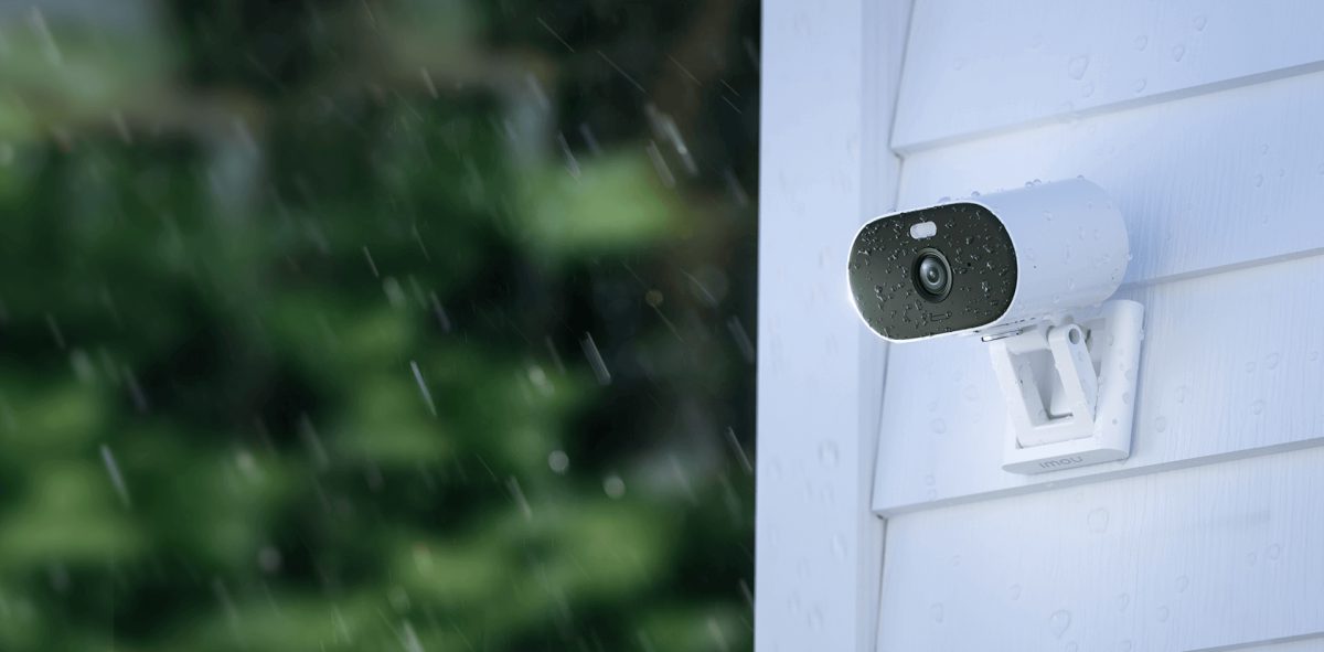 Camera Imou Versa gắn tường ngoài trời dưới mưa